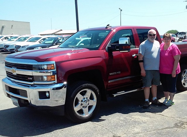  Iowa City Chevrolet Silverado truck Dealer